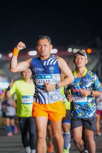 BIB: 100
                            <button type="button" onclick="openModal(22814148)" class="btn btn-primary btn-sm float-right btn-popup" data-toggle="modal" data-target=".modal-high-quality">
                        <i class="fas fa-shopping-cart"></i> Add to Cart
                    </button>
                                            <button type="button" onclick="isThisMe(22814148, true)" class="btn btn-success btn-sm float-right btn-popup btn-isme hidden" data-toggle="tooltip" data-placement="bottom" title="นี่คือรูปของคุณใช่ไหม คลิกที่นี่เพื่อเอาเข้าอัลบั้ม">
                        <i class="fas fa-plus"></i> Add to album
                    </button>
                    <button type="button" onclick="isThisMe(22814148, false)" class="btn btn-warning btn-sm float-right btn-popup btn-isnotme hidden">
                        <i class="fas fa-ban"></i> Remove from album
                    </button>